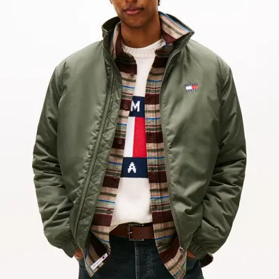 Produktbild von TOMMY JEANS TJM ESSENTIAL PADDED JAC Grün
