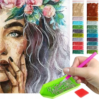 Zdjęcie produktu dla Haft diamentowy ARTULIO - Artystyczny portret kobiety z kwiatami - 40 x 30 cm - Diamond painting, Kompletny zestaw: mozaika + akcesoria