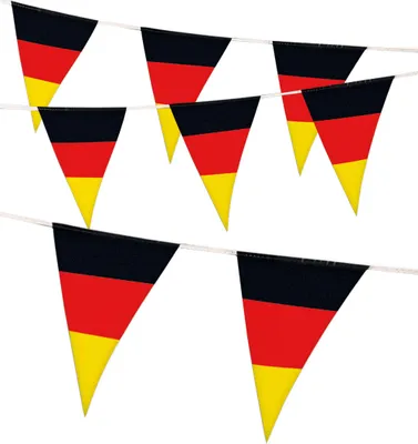 Produktbild von Deutschland Fan Wimpelkette 6m