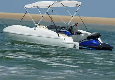 Produktbild von Design 3-Bow Bimini-Top mit Seitenteilen 183x(170-182)x137 cm, Planen & Abdeckfolien 2024 Neu