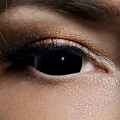 Produktbild von Kontaktlinsen Mini Sclera Black 6 Monate, 17 mm, Halloween Zombie Vampir Hexe