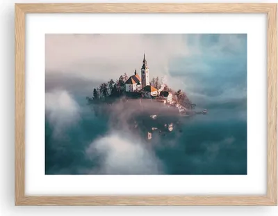 Produktbild von Gerahmtes Poster - Rahmen in heller Eiche - Alpen Bled Kirche - 40x30 cm - Wand Bild - Wanddeko - Wandbilder - Wandposter - Bilderrahmen - Bilder - Kunstdruck - Wandbild - P2NAA40x30-4130