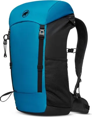 Blauer Wanderrucksack "Tasna 26" von Mammut mit gepolsterten Trägern und Netzseitentaschen.