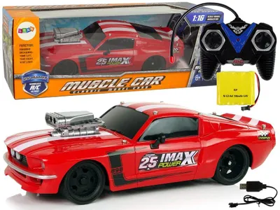 Obrázek produktu pro RC sportovní auto, měřítko 1:16, červeno-bílé pruhy, značka Pilot
