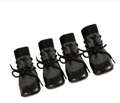 Produktbild von INF Wasserdichte rutschfeste Hundesocken 4er-Pack Polyester S-M-L Outdoor S
