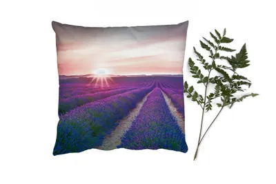 Produktbild von MuchoWow® Zierkissen Sofakissen Wohnzimmer Dekokissen 50x50 cm Lavendel - Lila - Blumen - Luft - Komfort - Sofakissen