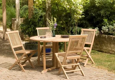 Produktbild von FUN – Gartenset mit Klapptisch (Durchmesser 120 cm) und 4 Stühlen aus Teakholz