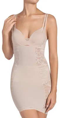 Produktbild von Triumph Magic Boost Bodydress, Farbe: Beige NZ/00NZ, Größe: S Body-Kleid