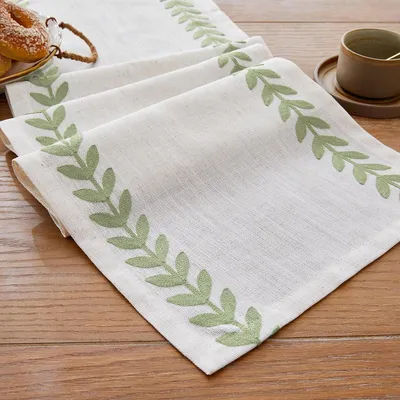 Obrázok produktu pre Ľanový behúň na stôl - 275 cm dlhý s listovým vzorom