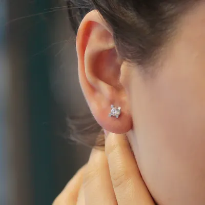 Produktbild von 0,60 Carat Diamant Solitär Ohrringe 14 Karat Weißgold