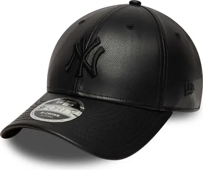 A black New York Yankees baseball cap with the team's logo.