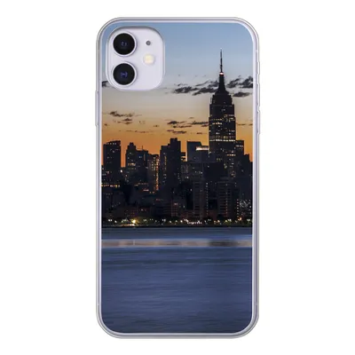 Produktbild von MuchoWow® Handyhülle Schutzhülle Hülle für iPhone 11 New York - Skyline - Amerika Silikon Softcase Handy Hülle - Handytasche