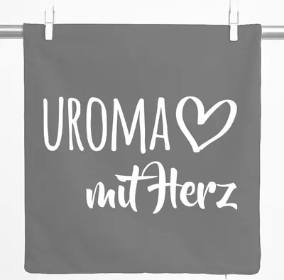 Produktbild von Huuraa Kissenbezug Uroma mit Herz 40x40cm Steel Grey Baumwolle Dekokissenbezug Geschenkidee