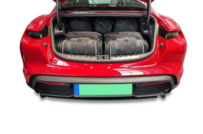 Obrázek produktu pro Sada cestovních tašek Porsche Taycan 2019- (sedan)
