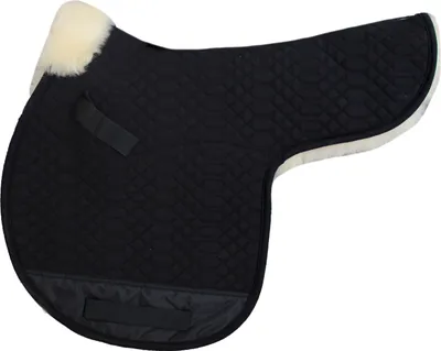 Produktbild von Engel Reitsport Satteldecke SADEK1 Lammfell & Baumwollsteppstoff, Fell in Sattellage, Fellkranz vorne, Schwarz-Med./Natur-VSS (Vielseitigkeit/Springen)