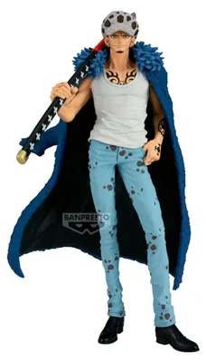 Zdjęcie produktu dla Figurka anime "One Piece" przedstawiająca postać Trafalgar Law, wysokość 31 cm