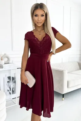 Productafbeelding van Numoco dames jurk, kant, model Linda, bordeauxrood, maat L