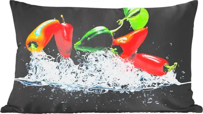 Produktbild von MuchoWow® Zierkissen Sofakissen Wohnzimmer Dekokissen 50x30 cm Paprika - Schwarz - Gemüse - Wasser - Blatt - Wohnzimmerdekoration - Polster mit Photo