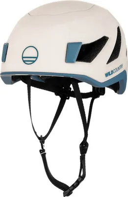 Weißer Kletterhelm "Syncro Helmet" von Wild Country mit blauen Akzenten und verstellbarem Kinnriemen.