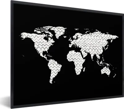 Produktbild von MuchoWow® Gerahmtes Poster Weltkarte - Muster - Schwarz 80x60 cm - Poster mit Schwarzem Bilderrahmen Wandposter Rahmen Foto Bilder - Schwarzem - Mit Gestell