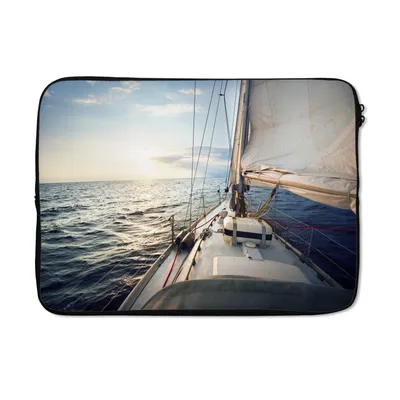 Produktbild von MuchoWow® Laptop Hülle 14 ZollMeer - Segelboot - Sonne Laptoptasche - Laptoptasche - Stoßsicher - Schutzhaube