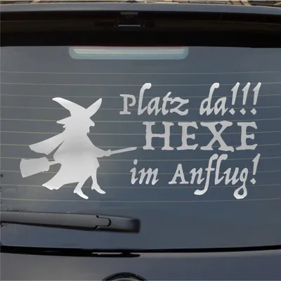 Produktbild von Heckscheibenaufkleber Platz da Hexe im Anflug 55x27 cm Silber Auto Aufkleber Sticker