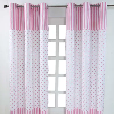Produktbild von HOMESCAPES Gardinen Herzen rosa weiß 2er Set 137 x 117 cm
