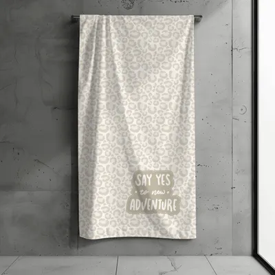 Produktbild von Badetuch, Strandtuch XXL, Kollektion "FERNWEH", Leo Beige 100x200 cm, Leoparden-Design, Baumwolle & Mikrofaser Mix, Schnelltrocknend