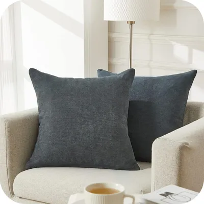 Produktbild von Kissenbezug - Flauschiges Chenille-Material - Für Sofa Bett Garten und Balkon - Dunkelgrau 35x35 cm 2er Set