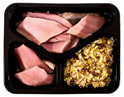 Produktbild von Heringsmatjas in Kirsche mit Sellerie und Senfsauce 600g -Schronisko Bukowina