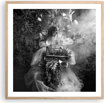 Produktbild von Gerahmtes Poster - Rahmen in heller Eiche - Retro Vintage Frau - 60x60 cm - Wand Bild - Wanddeko - Wandbilder - Kunstposter - Wandposter - Bilderrahmen - Bilder - Kunstdruck - P2NAC60x60-4940