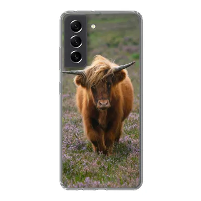Produktbild von MuchoWow® Handyhülle Schutzhülle Hülle für Samsung Galaxy S21 FE Schottische Hochlandbewohner - Heidelandschaft - Tiere Silikon Softcase Handy Hülle - Mobiltelefonhülle