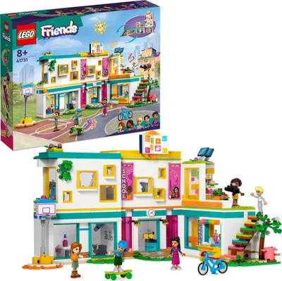 Produktbild von LEGO 41731 Friends Internationale Schule, Modular Building Spielzeug zum Bauen für Mädchen und Jungen ab 8 Jahren mit Mini-Puppen Aliya, Oli, Autumn aus der Serie 2023