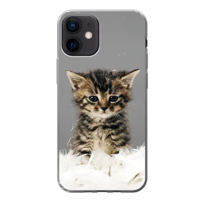 Produktbild von MuchoWow® Handyhülle Schutzhülle Hülle für iPhone 12 Katze - Kätzchen - Federn Silikon Softcase Handy Hülle - Schutzhülle