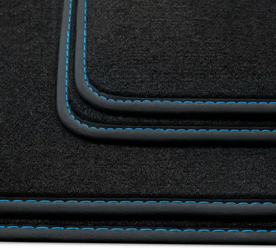 Produktbild von Velours Fußmatten passend für Cupra Formentor Facelift 07/2024- Deluxe Velours, Naht:Blau