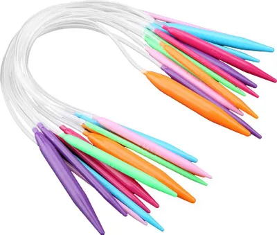 Zdjęcie produktu dla Wielokolorowe -Plastikowa okrągła tuba -Igły dziewiarskie -Zestaw 12 igieł (40 cm)