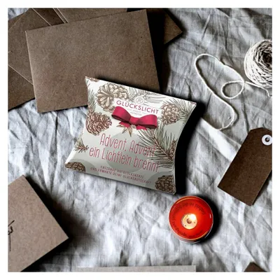 Produktbild von Glückslicht in Geschenkbox mit ausgestanzter Schleife | Emotion | Advent, Advent ein Lichtlein brennt | Mit weihnachtlichem Motiv | 10er-Set