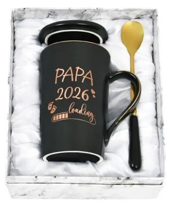 Productafbeelding van Koffiemok, cadeau voor zwangerschap, voor aanstaande papa, "Papa in opleiding 2026", 400 ml, zwart