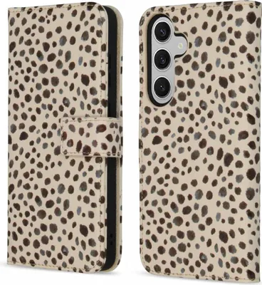 Produktbild von imoshion Design Klapphülle Samsung Galaxy S24 Plus - Black And White Dots