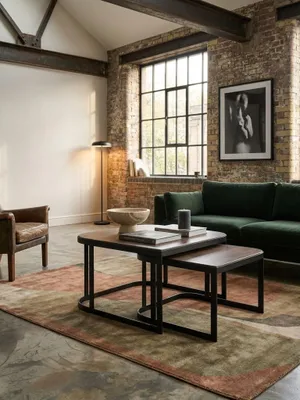 Produktbild von Couchtisch 2er Set Mango Massivholz / Metall Wohnzimmertisch Dunkel, Industrial Satztisch Beistelltisch Metallbeine Schwarz, Tischset 2-teilig Satztisch Holz