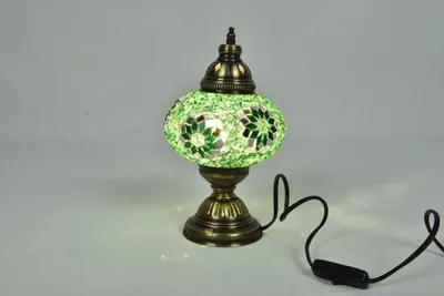 Zdjęcie produktu dla Ręcznie wykonana turecka lampa stołowa w kolorze zielonym – orientalna lampa nastrojowa, wysokość 32 cm, wyjątkowa i dekoracyjna.
