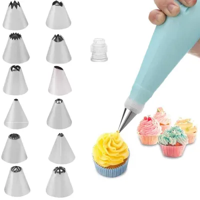 Immagine prodotto di Set per decorare torte, composta da 14 pezzi