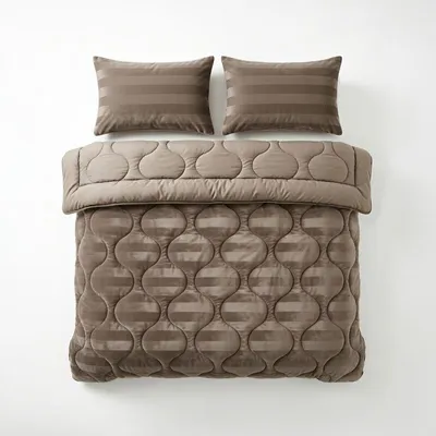 Produktbild von Sleeptime Lazy Bettdecke Hotel Samt Taupe 200 x 200 cm