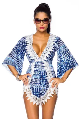 Produktbild von Luftiger kurzer Jumpsuit / Overall in blau-weiß Größe L