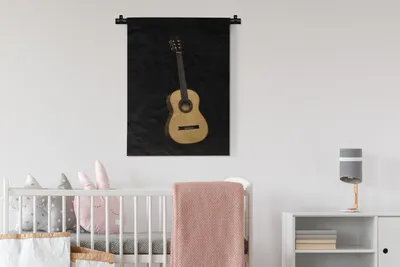 Produktbild von MuchoWow® Wandteppich Wandbehang Vorderansicht einer akustischen Gitarre auf schwarzem Hintergrund 60x80 cm Tapisserie Dekoration Wandtuch - Decke - Wandtücher - Wohne