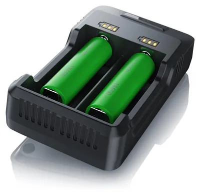 Produktbild von CSL - Akku Ladegerät - Universal Batterie Ladegerät - Ladestation für wiederaufladbare Batterien AA und C sowie 18650 18500 18350 17670 16340 14500 10440