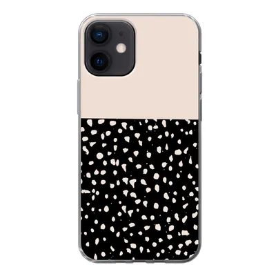 Produktbild von MuchoWow® Handyhülle Schutzhülle Hülle für iPhone 12 Polka dots - Beige - Schwarz Silikon Softcase Handy Hülle - Schutzhülle