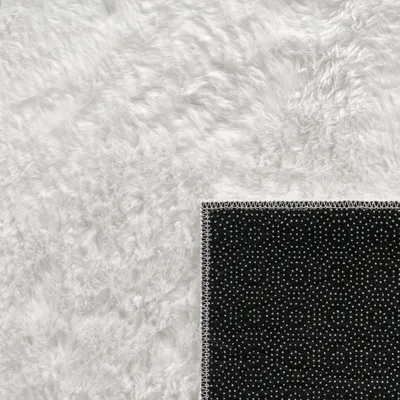 Image de Tapis de salon en Fourrure artificielle Shaggy à poils longs Lavable en machine Doux Uni Blanc Dimensions 140 x 200 cm