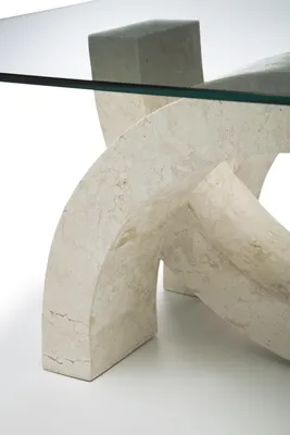 Immagine prodotto di Tavolino Olimpia rettangolare 120x70 cm con base in pietra fossile White Agata e top in vetro temperato trasparente - Design Esclusivo