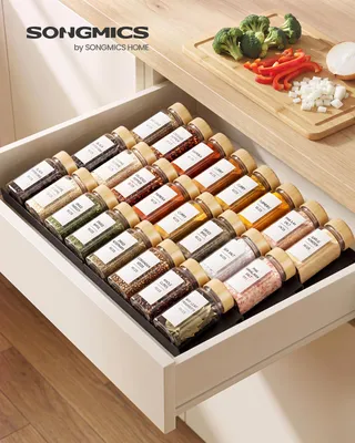 Obrázek produktu pro SONGMICS Skleněné dózy na koření, 12 kusů, hranaté, vzduchotěsné, s etikety, objem 120 ml, rozměry 4,5 x 4,5 x 10,3 cm, barva: přírodní béžová